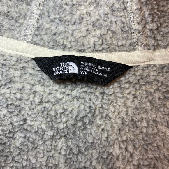 The North Face Crescent Parka Jacket - Picture 5 of 6